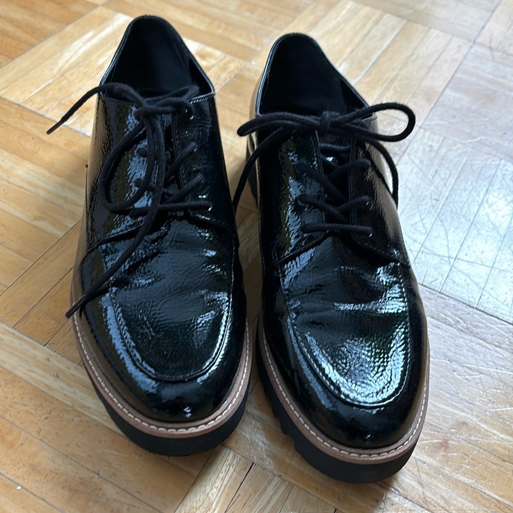 New Franco Sarto Oxfords